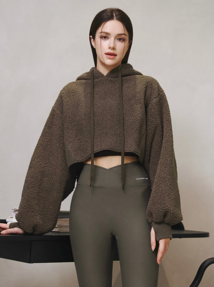 Grande Line Teddy Balloon Crop Hoodie Outer