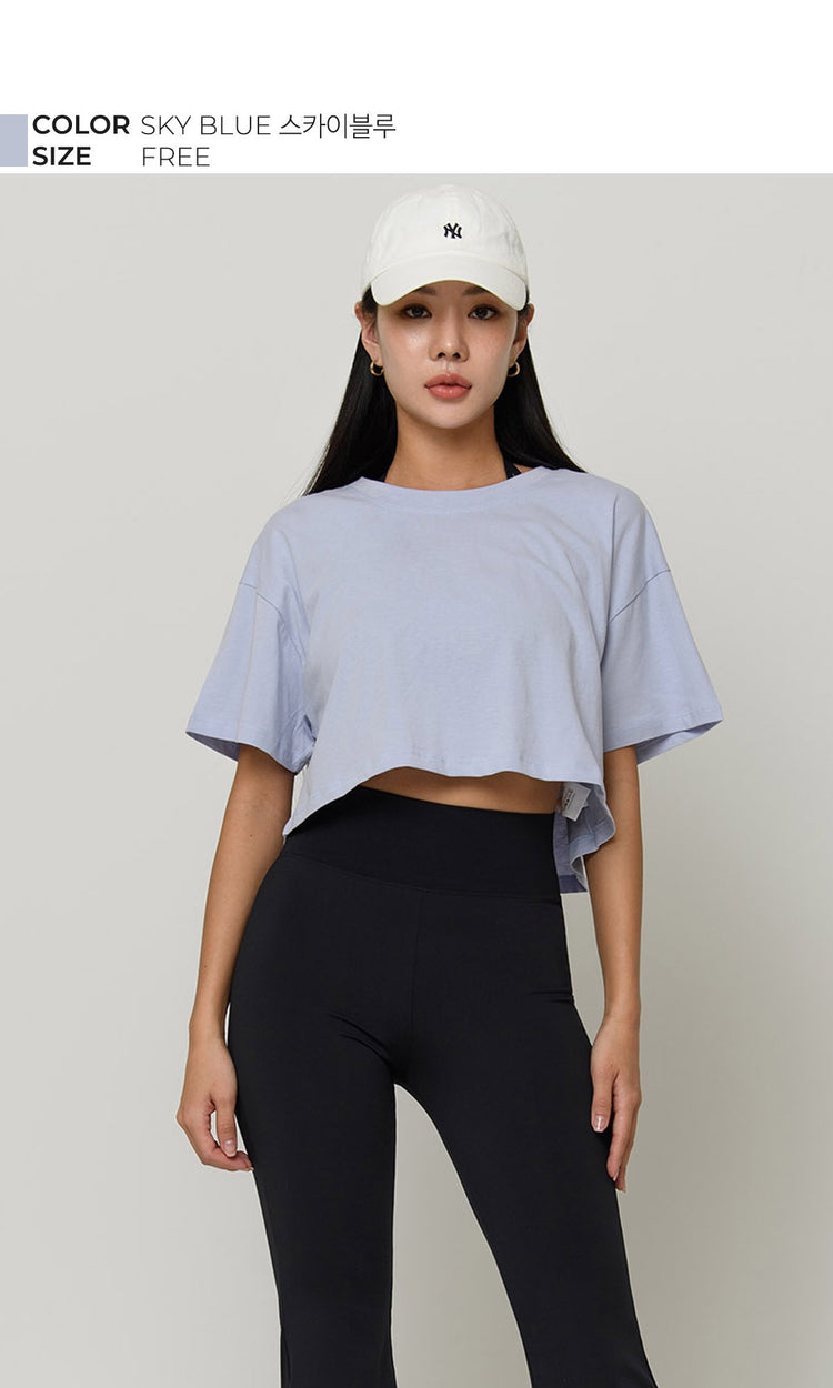 Conch Wear Hadid Basic Crop Top